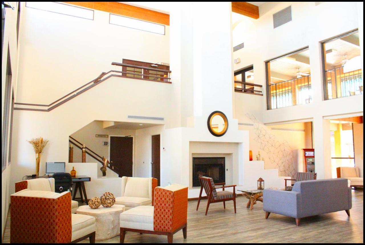 Готель Ramada By Wyndham Tucson Airport Drexel Heights Екстер'єр фото