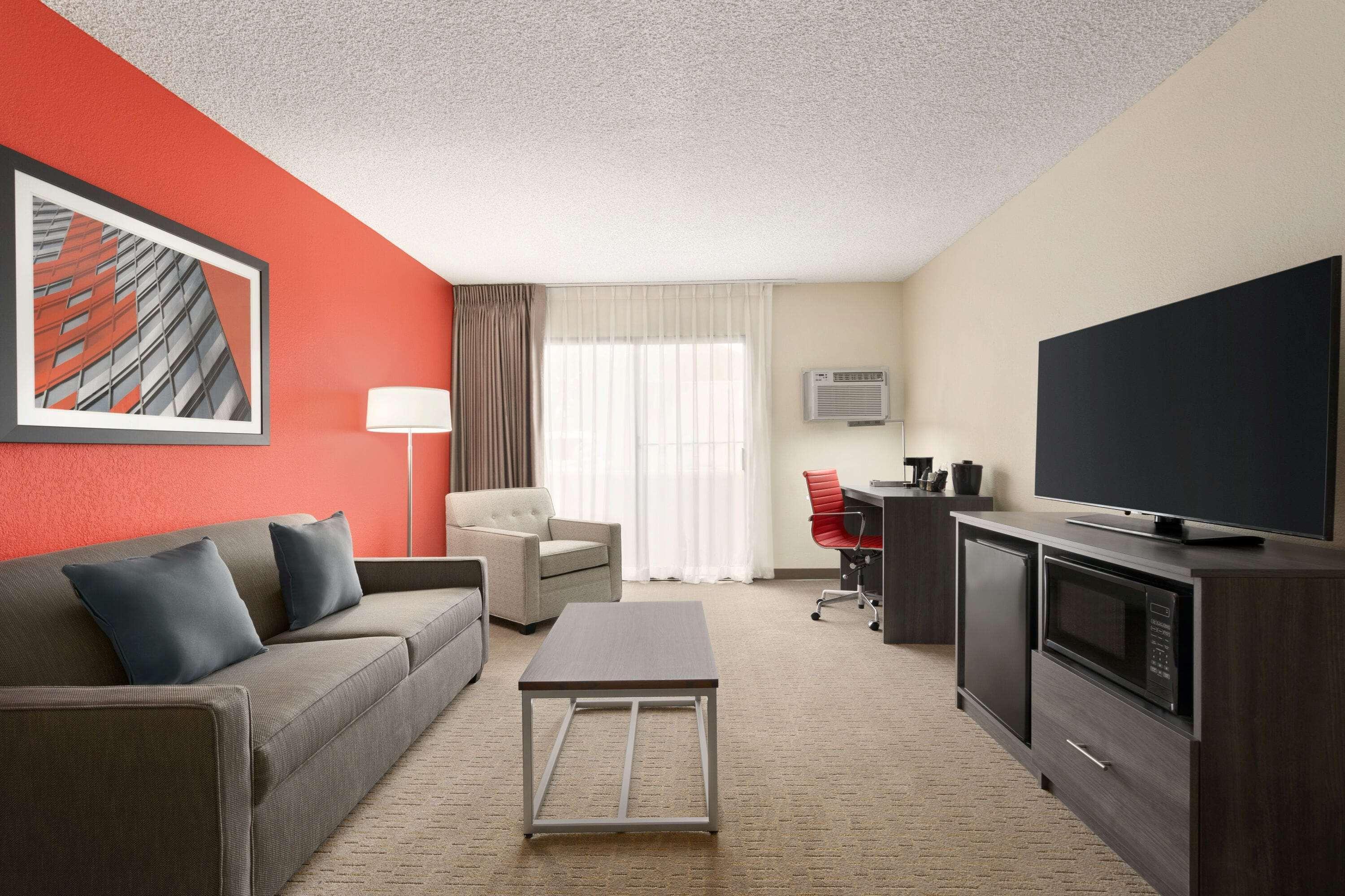 Готель Ramada By Wyndham Tucson Airport Drexel Heights Екстер'єр фото